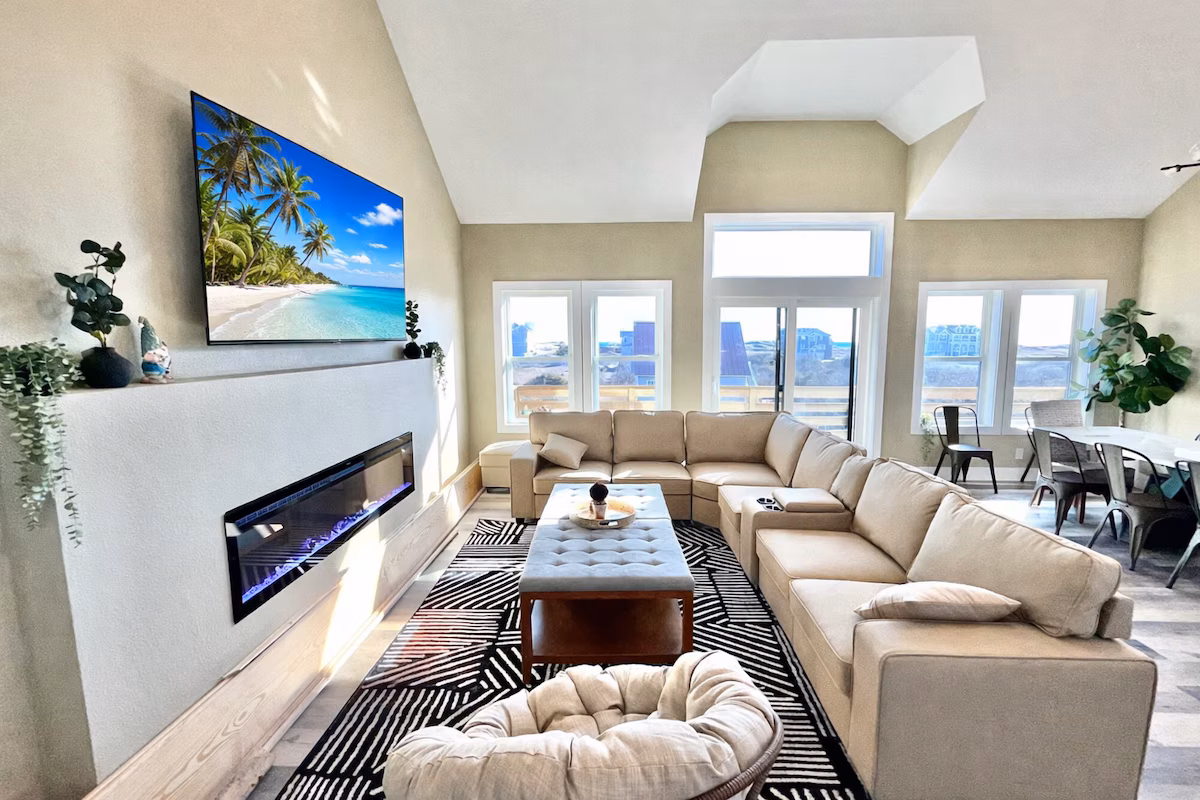 TripleSea — Living room image 4