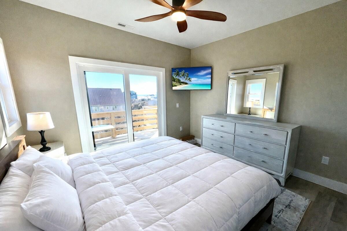 TripleSea — Bedroom 1 image 2
