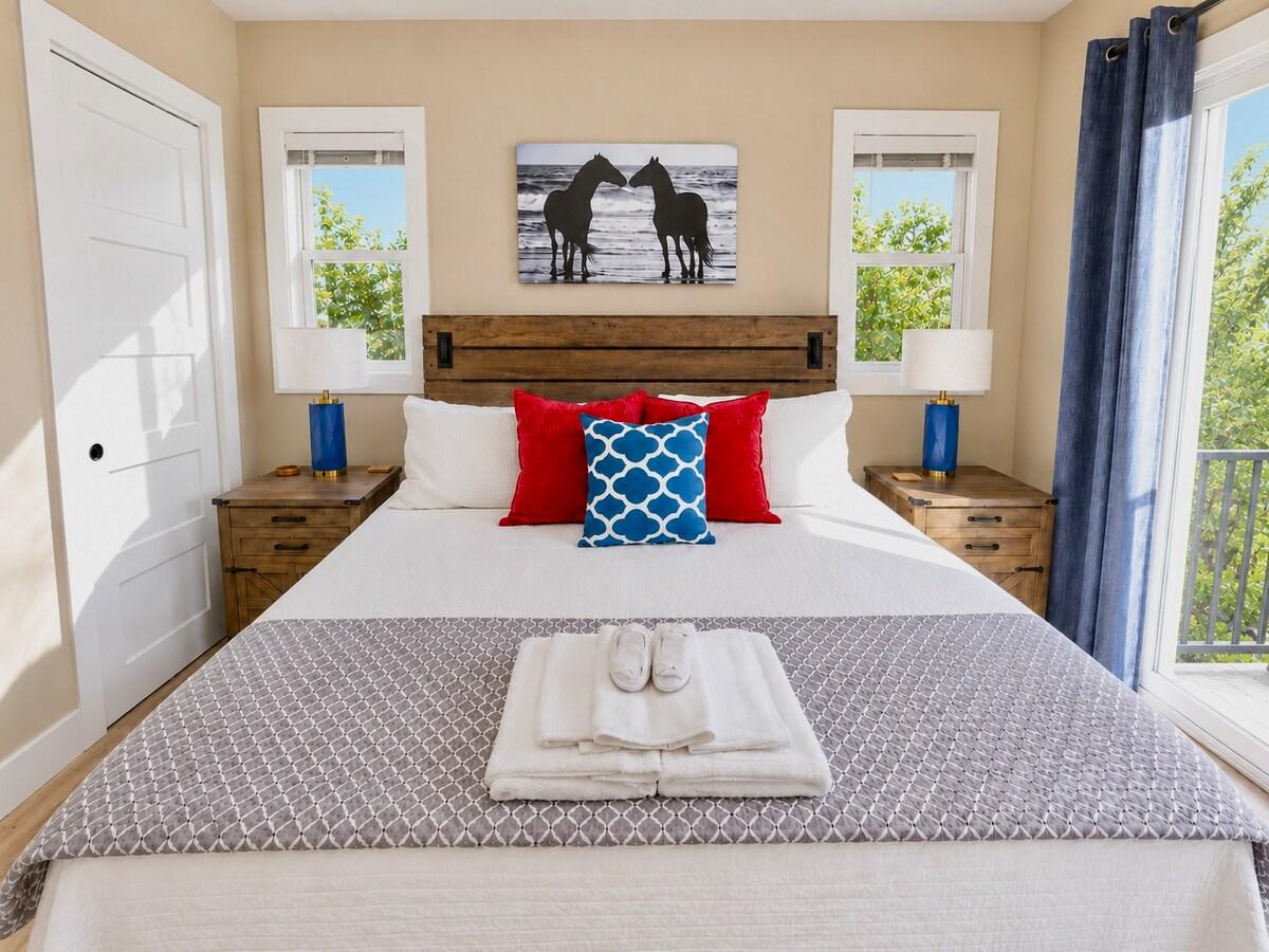 TripleSea — Bedroom 2 image 1