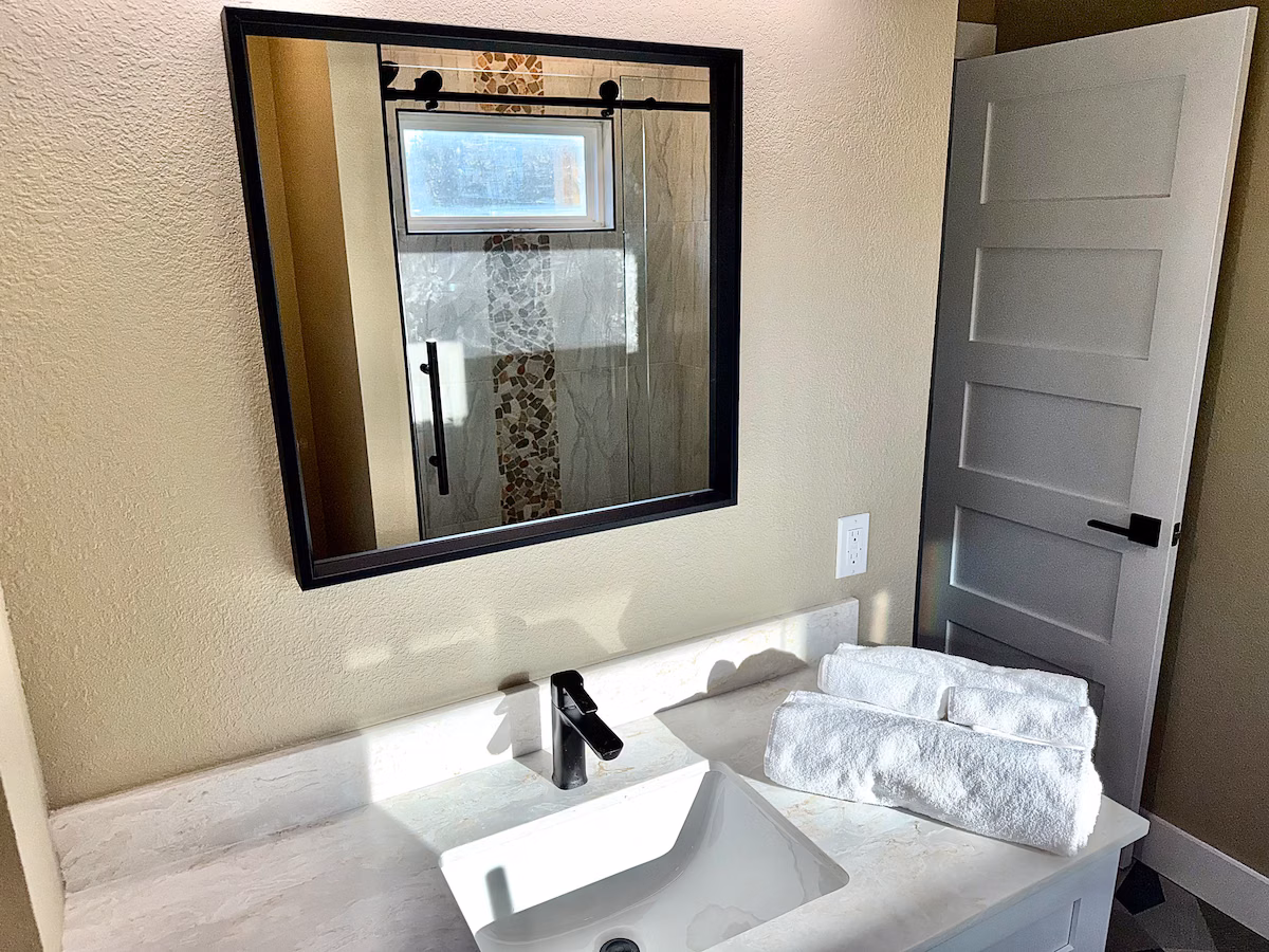 TripleSea — Full bathroom 4 image 2
