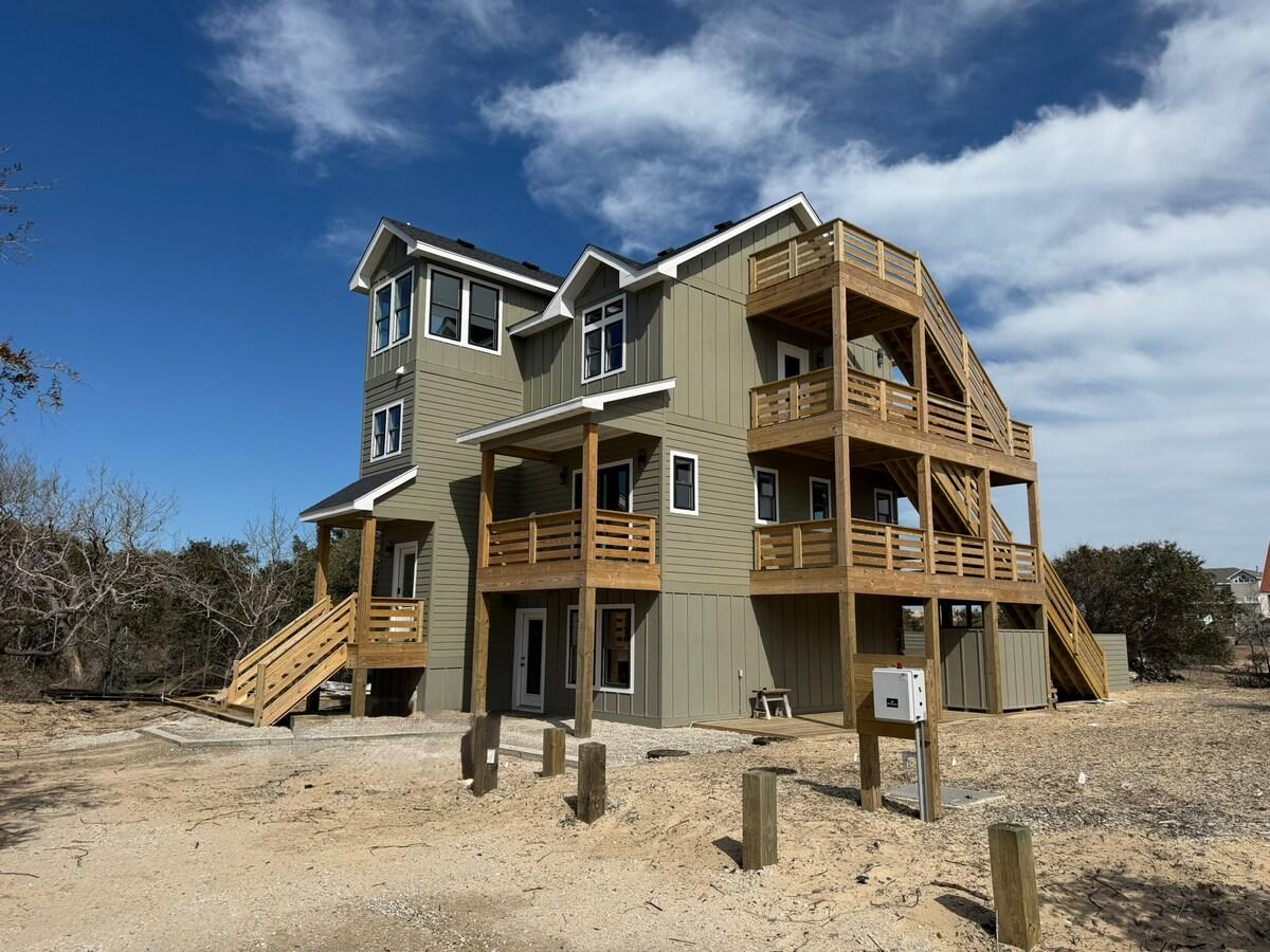 TripleSea — Exterior image 2